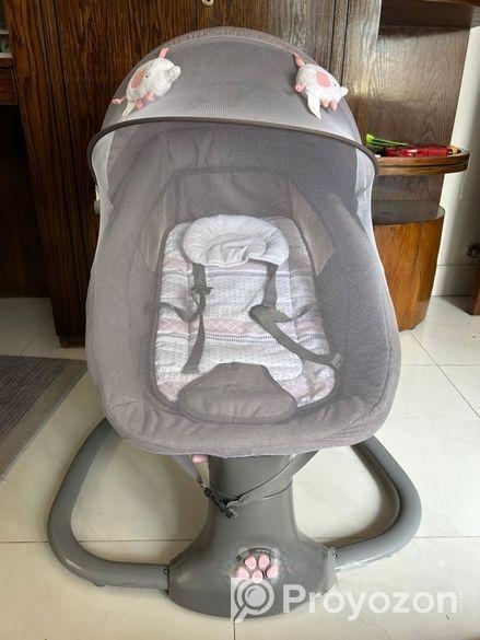 Mastela 3 In 1 Deluxe Multifunctional Bassinet