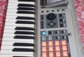 Roland Fantom X6