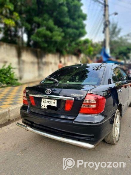 Toyota Premio black 2004