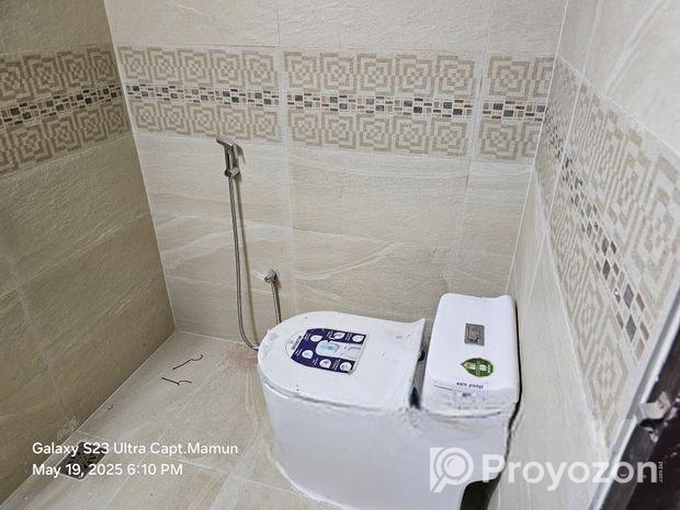 New apartment for rent flat B-4, 04th floor front side (east