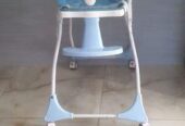Kids feeding chair