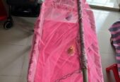 শিশুদের দোলনা বিক্রি করা হবে