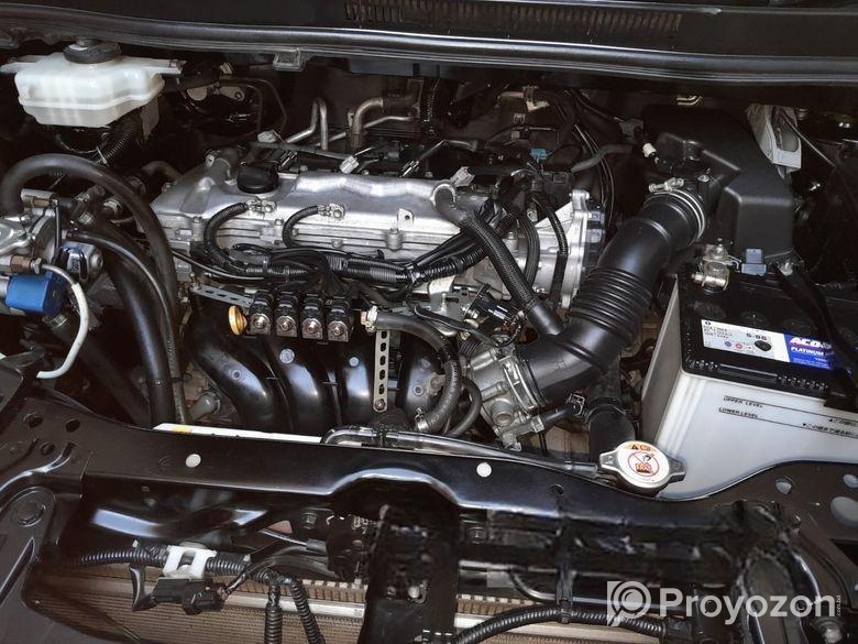 Toyota Noah black 2017