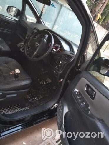 Toyota Noah black 2017