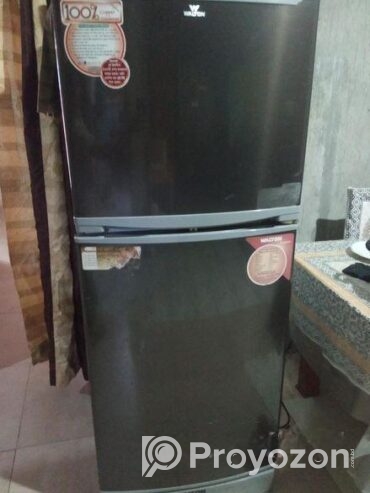 Walton 17.5 cft fridge full new
