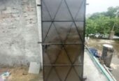 পুরাতন দরজা-জানলা