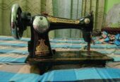 Singer Sewing Machine