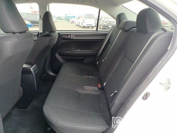 Toyota Axio EX White 4.5/40k km 2020