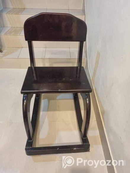 Rocking Chair ‍Sell Post