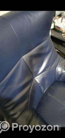 Luxury Boss Chair, Leather And Imported Item