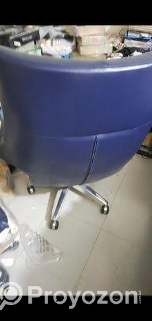 Luxury Boss Chair, Leather And Imported Item