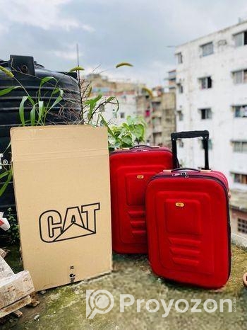 Cat ব্র্যান্ডের স্টাইলিশ রেড কালারের লাগেজ সেট