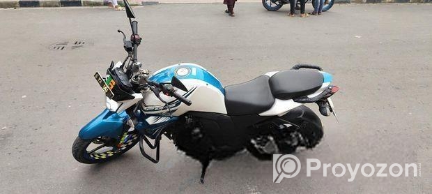 Yamaha FZs V2 . 2017