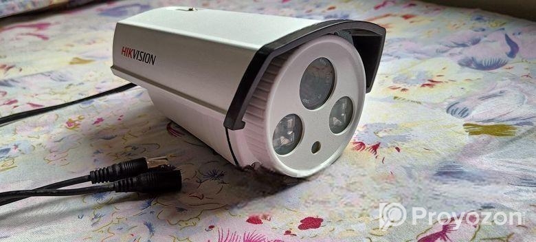 Hik vision, Security Camera (Night vision)