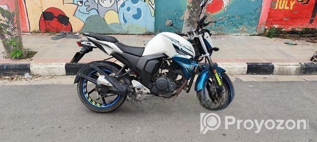 Yamaha FZs V2 . 2017