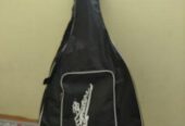 Signature 265 Guiter টি বিক্রি করে হবে !