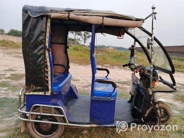 Akij Three Wheeler