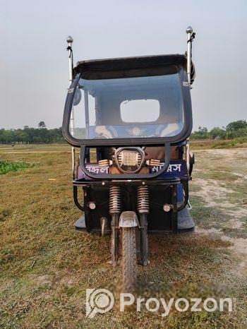 Akij Three Wheeler