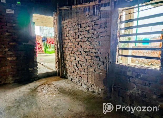 Semi-detached tin shed house for rent for family or bachelor