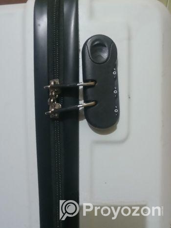 Max Brand 24″ Premium Quality Luggage