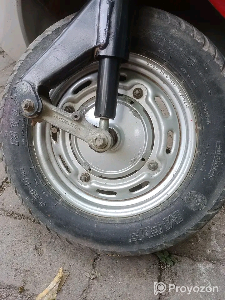 হিরো হোন্ডা প্লেজার 100 সিসি বাইক