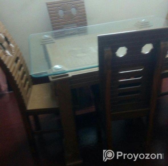 কাঠের ৪ চেয়ার গ্লাস ডাইনিং