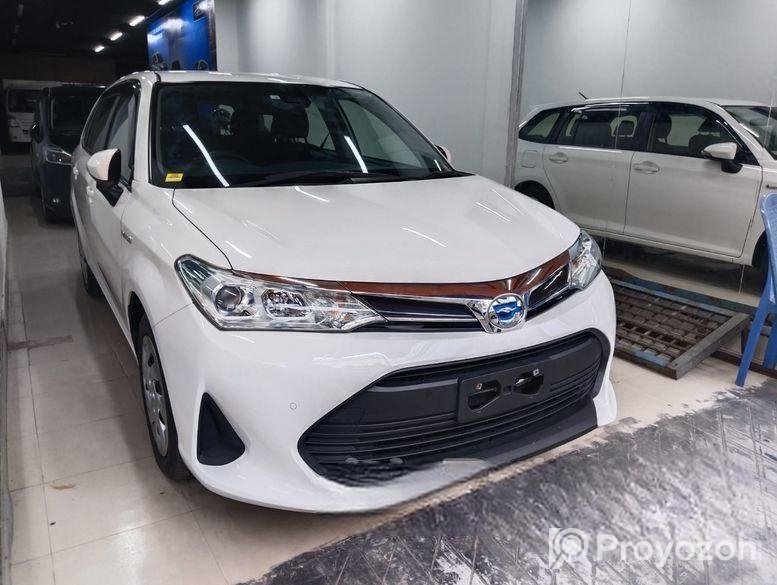 Toyota Fielder Ex Hybrid Push 2020