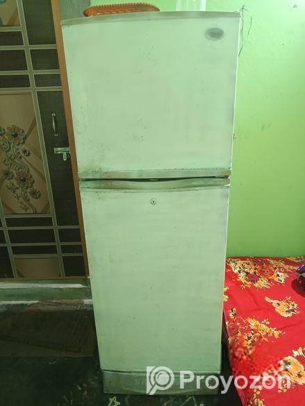স্যামসাং ফ্রিজ বিক্রি