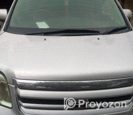 Toyota Noah 2004