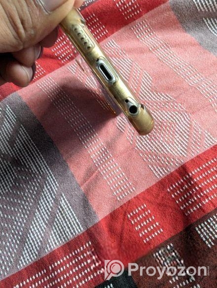 Apple iPhone 6 . (Used)