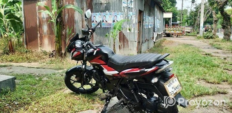 Bajaj Discover 125 Black Red