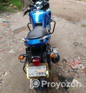 Yamaha Fazer . 2011