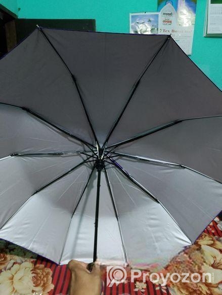 ছাতা বিক্রি হবে