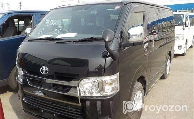 Toyota Hiace SUPER GL 2023