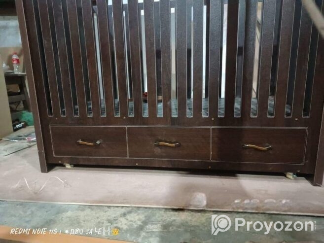 Brand new factory made baby cot Material