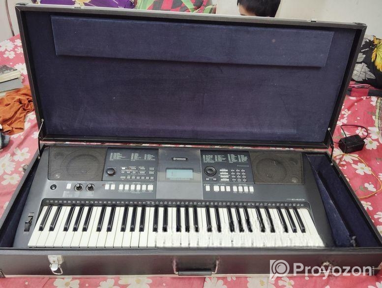 Yamaha Keyboard Psr E423