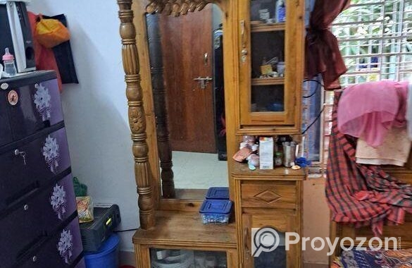 Dressing table