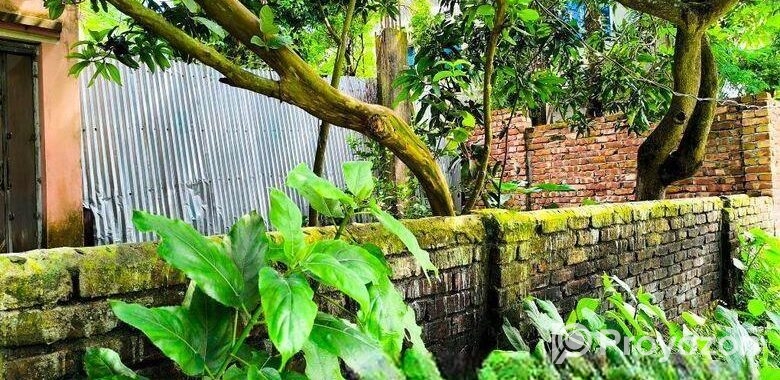 ২ ডিসিম জমি পাঁচতলা ফাউন্ডেশন সহ বিক্রি করা হবে।