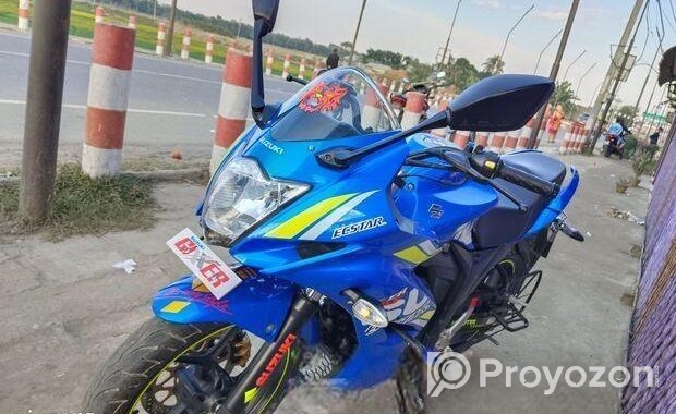 Suzuki Gixxer . 2020