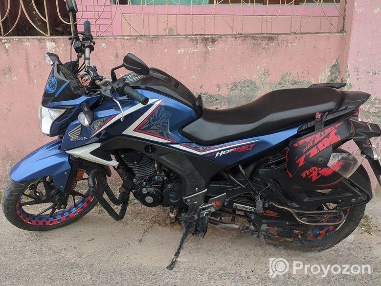Honda Hornet 160R 2018