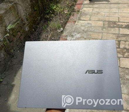 Asus Zenbook 14 Oled display
