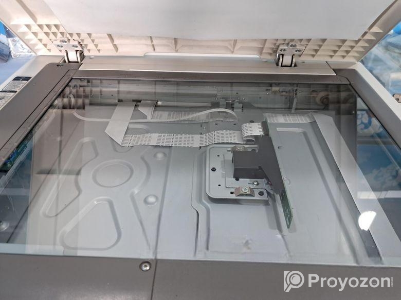 Sharp AR7024 Modal Photocopy Machine.