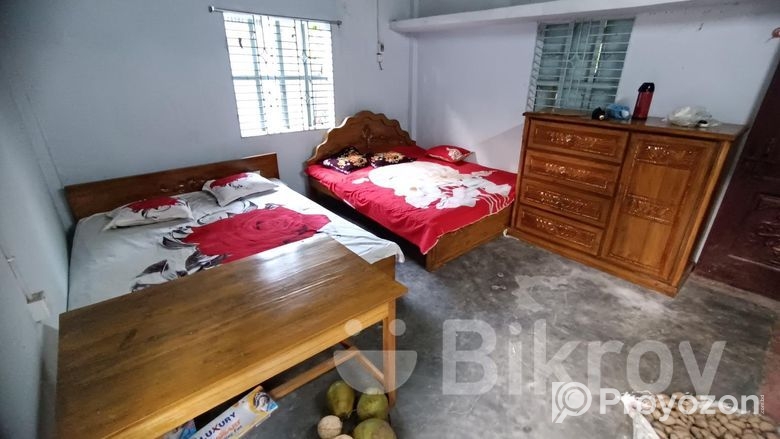 দুইটা বিগ সাইজ খাট একটা ওয়ারড্রব টেবিল