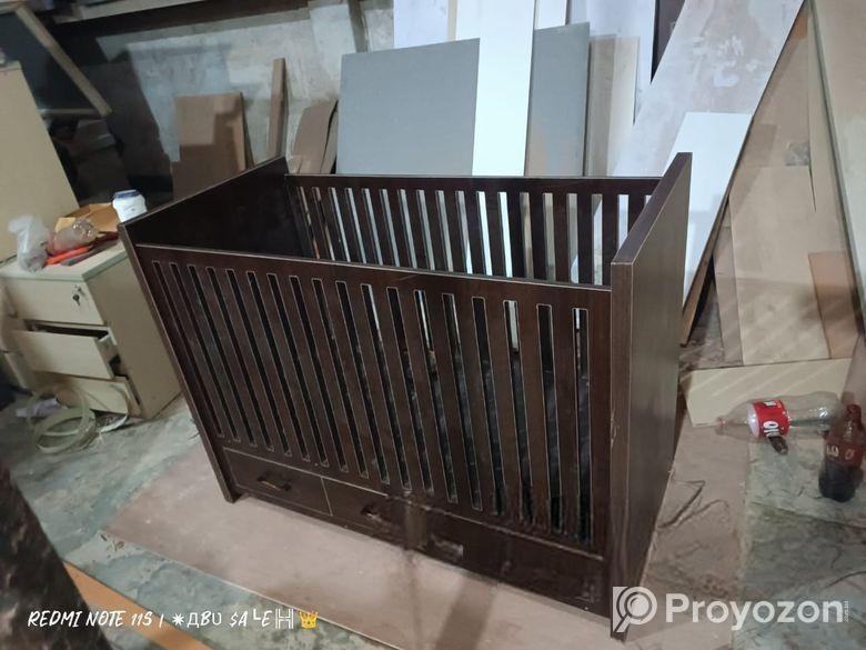 Brand new factory made baby cot Material
