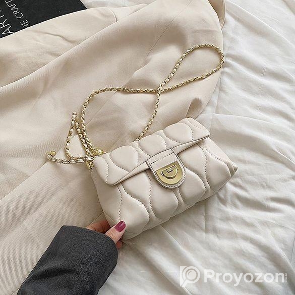 Chic Shoulder Bags For Woman