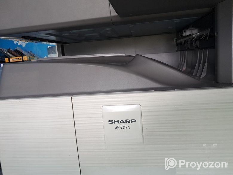 Sharp AR7024 Modal Photocopy Machine.