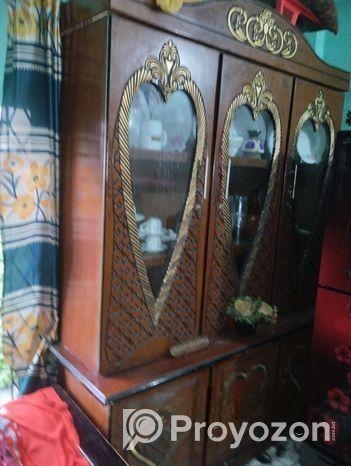 দুই পাল্লার শোকেস বিক্রি