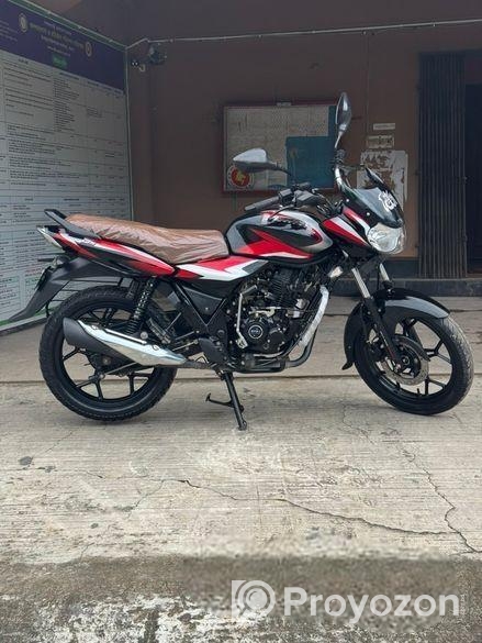 Bajaj Discover 125 2023 model