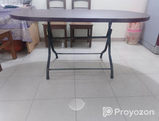 Splendid Wooden Dining Table!(USED)