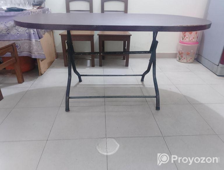 Splendid Wooden Dining Table!(USED)